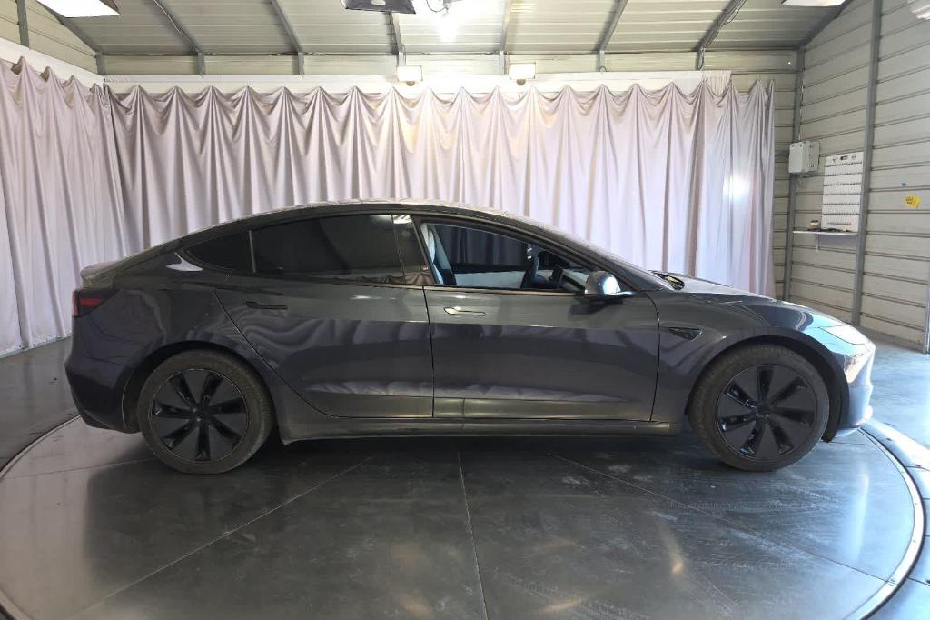 TESLA MODEL 3 LONG RANGE - 9