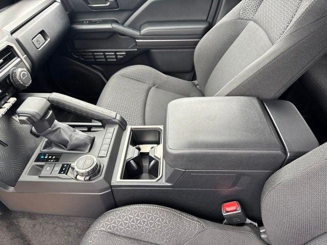 صورة 15 لـ 2026 Toyota 4RUNNER SR5