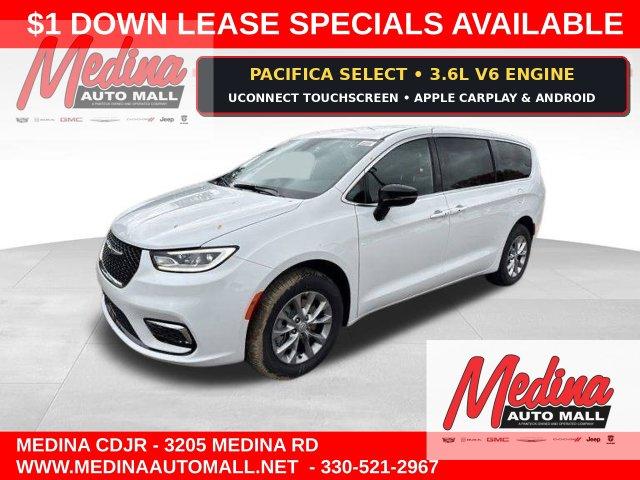 New 2026 Chrysler Pacifica Select