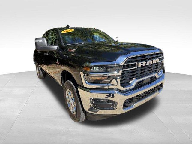 صورة 3 لـ 2025 RAM 2500 BIG HORN