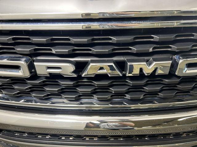 صورة 10 لـ 2023 RAM 1500 BIG HORN