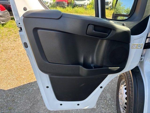 صورة 8 لـ 2026 RAM PROMASTER 2500 HIGH ROOF