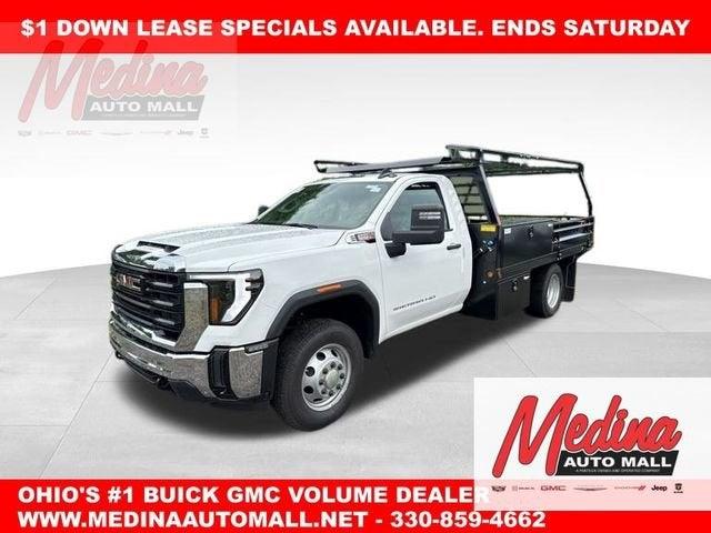 New 2025 GMC Sierra 3500 Pro