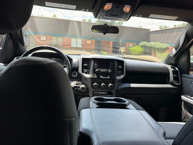 2023 RAM 1500 BIG HORN — миниатюра 19