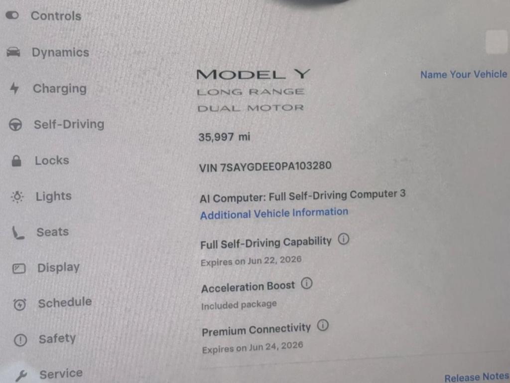 TESLA MODEL Y LONG RANGE - 4