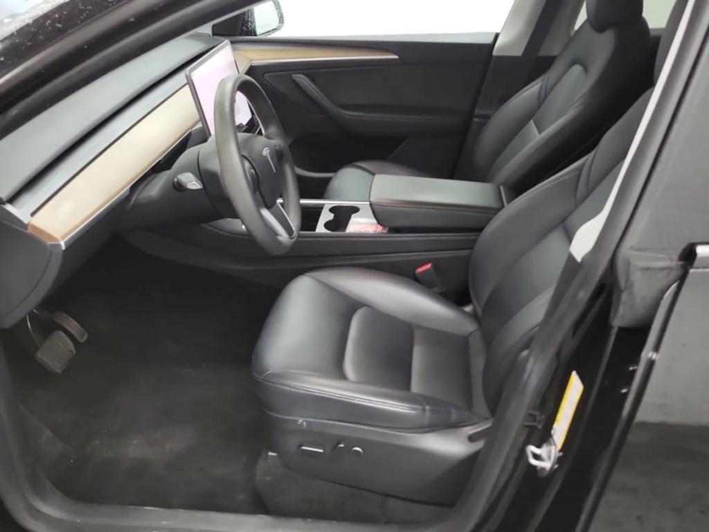 صورة 8 لـ 2023 Tesla MODEL Y LONG RANGE
