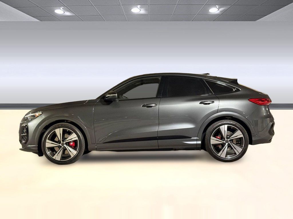 صورة مصغرة 2 لـ 2026 AUDI SQ5 3.0T PREMIUM PLUS