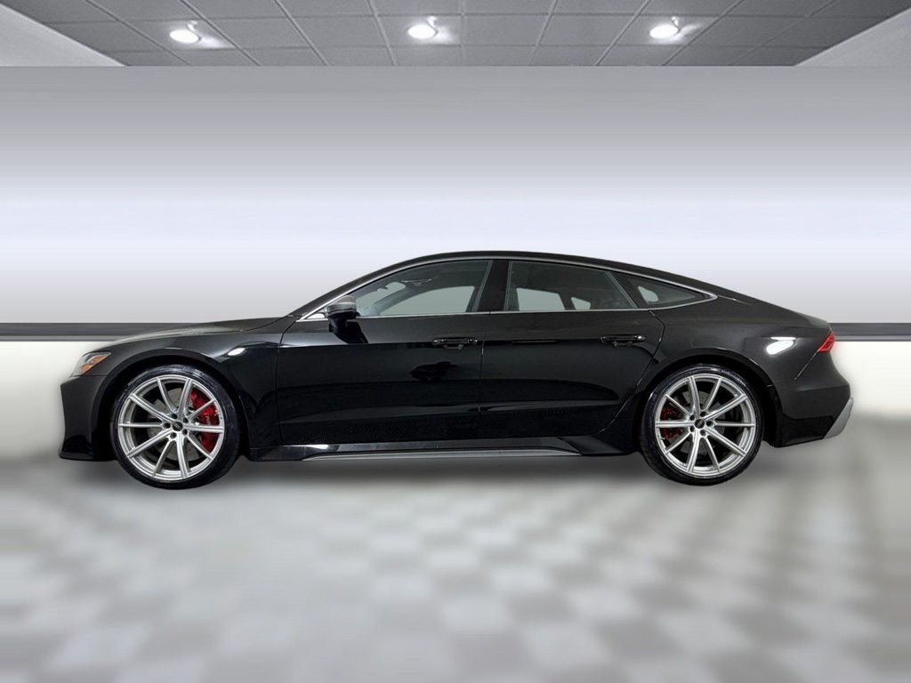 صورة 2 لـ 2024 AUDI RS 7 4.0T PERFORMANCE