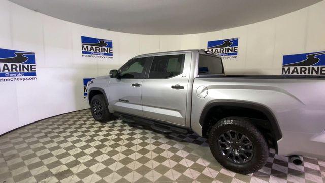 TOYOTA TUNDRA - 8