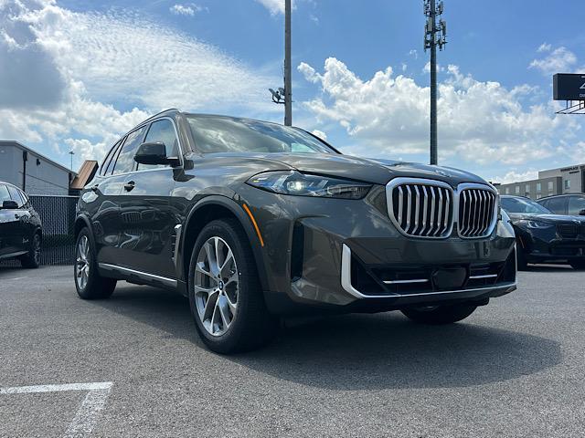New 2026 BMW X5 PHEV xDrive50e