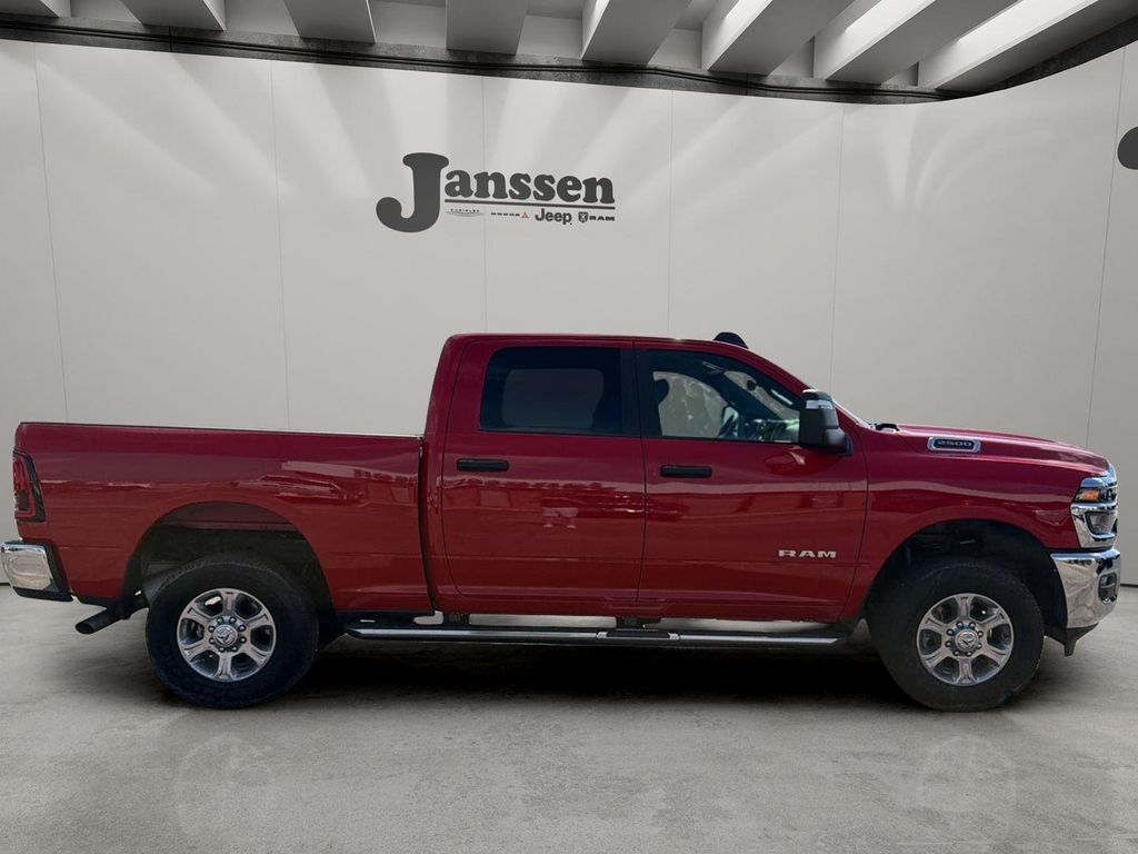 صورة 5 لـ 2026 RAM 2500 BIG HORN CREW CAB 4X4 6'4' BOX
