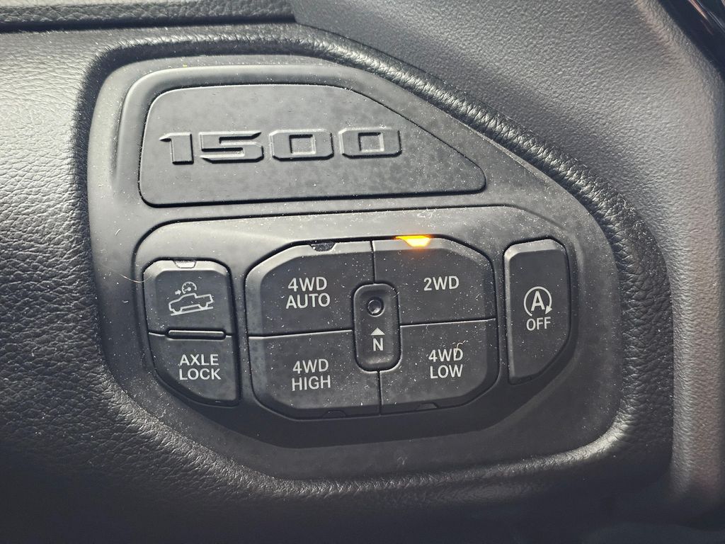 2022 RAM 1500 REBEL — миниатюра 32
