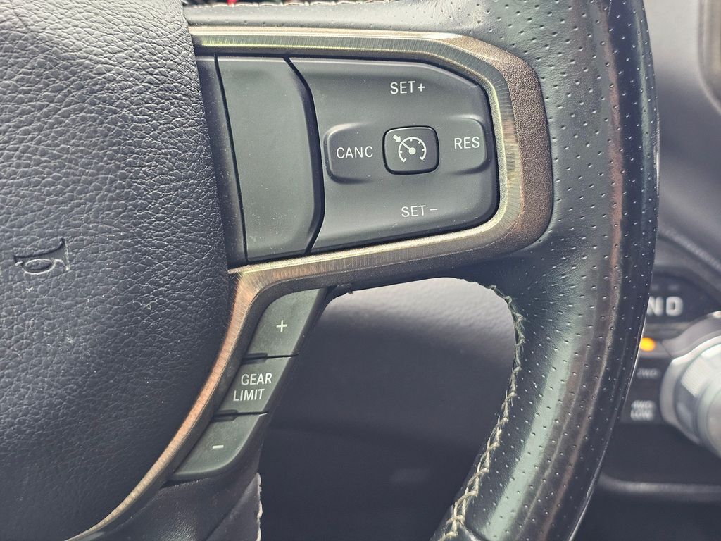 صورة مصغرة 23 لـ 2022 RAM 1500 SPORT
