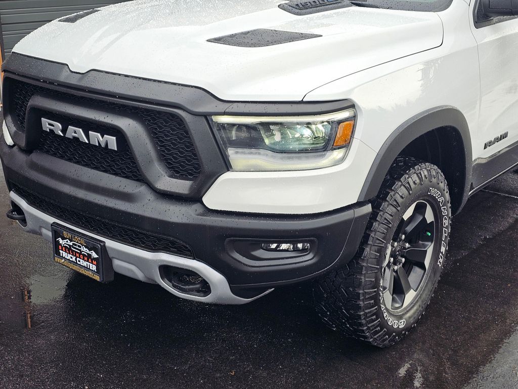 2023 RAM 1500 REBEL — миниатюра 11