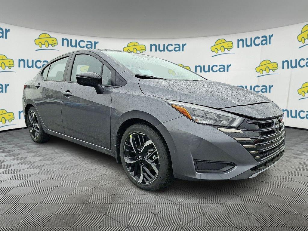 New 2025 Nissan Versa 1.6 SR