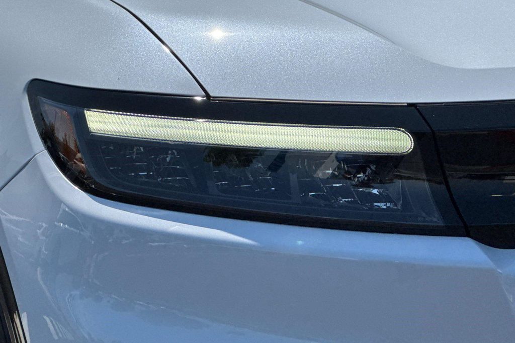 2026 Honda PROLOGUE TOURING — миниатюра 11