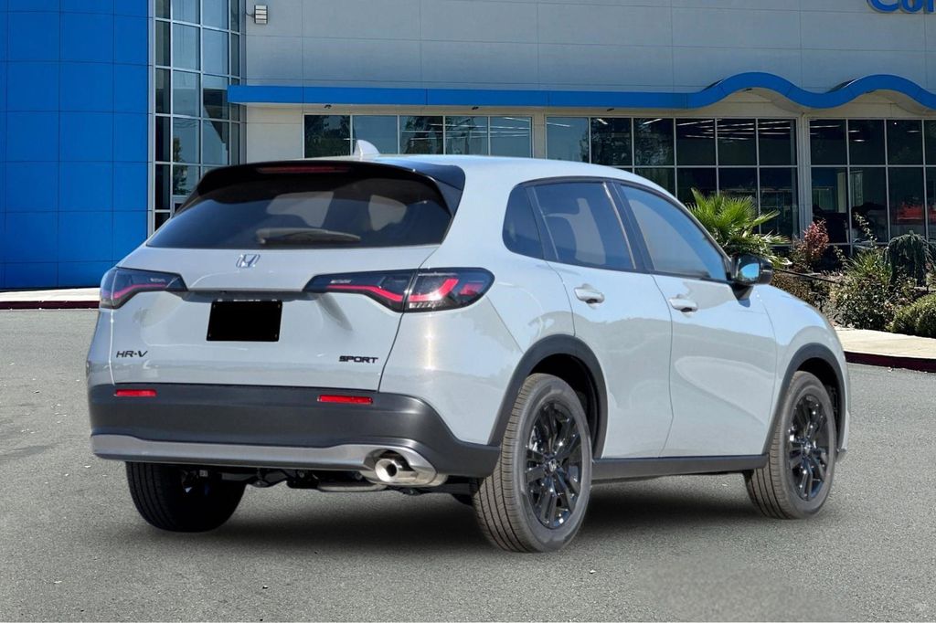 2027 Honda HR-V SPORT 2WD — фото 9