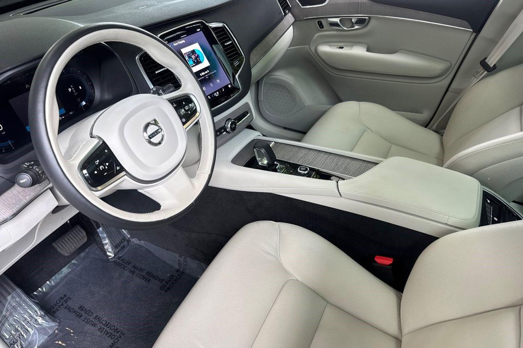 2023 Volvo XC90 B5 PLUS 照片 4