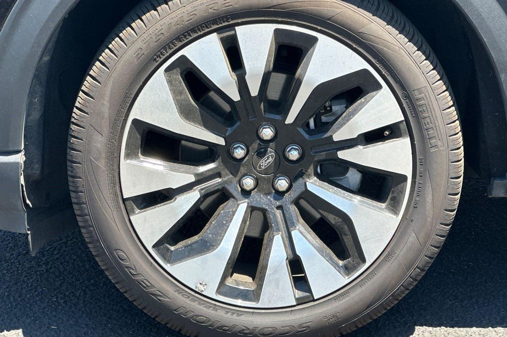 2025 FORD EXPLORER PLATINUM 缩略图 13