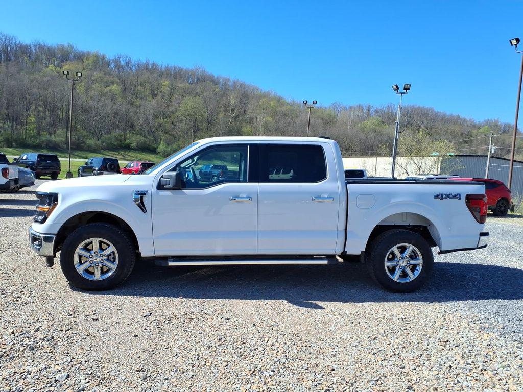 FORD F-150 XLT - 4