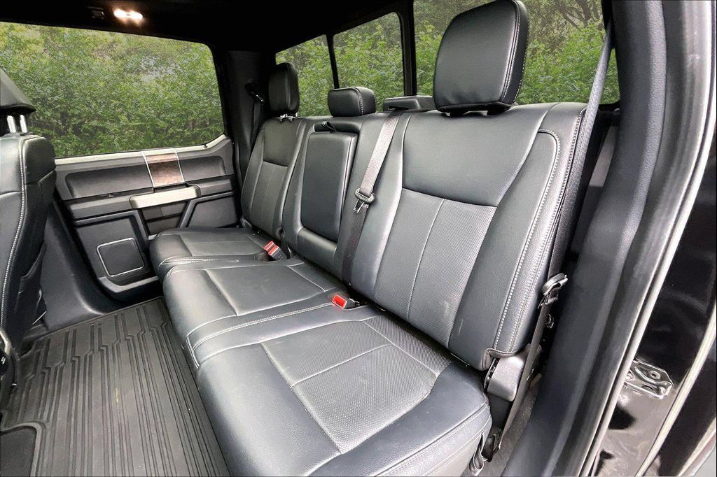 2022 FORD F-250 LARIAT — миниатюра 28