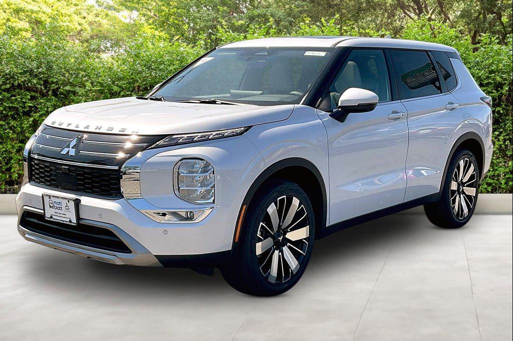 New 2026 Mitsubishi Outlander SE