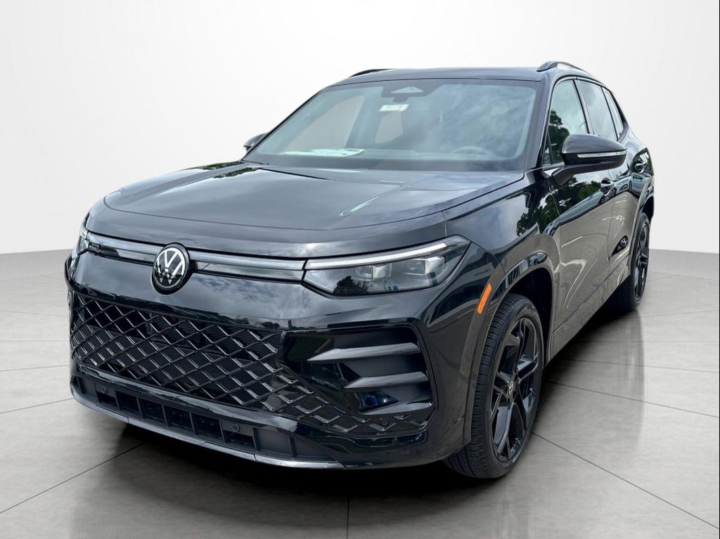 New 2026 Volkswagen Tiguan 2.0T SE R-Line Black 4MOTION