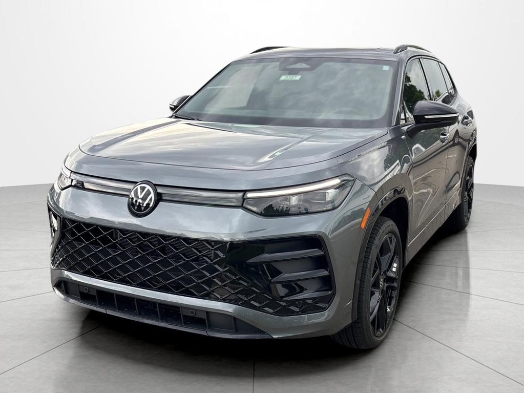 New 2026 Volkswagen Tiguan 2.0T SE R-Line Black 4MOTION