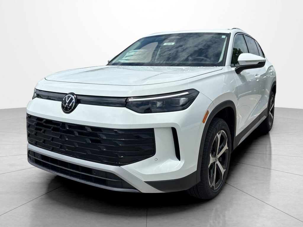 New 2026 Volkswagen Tiguan 2.0T SE