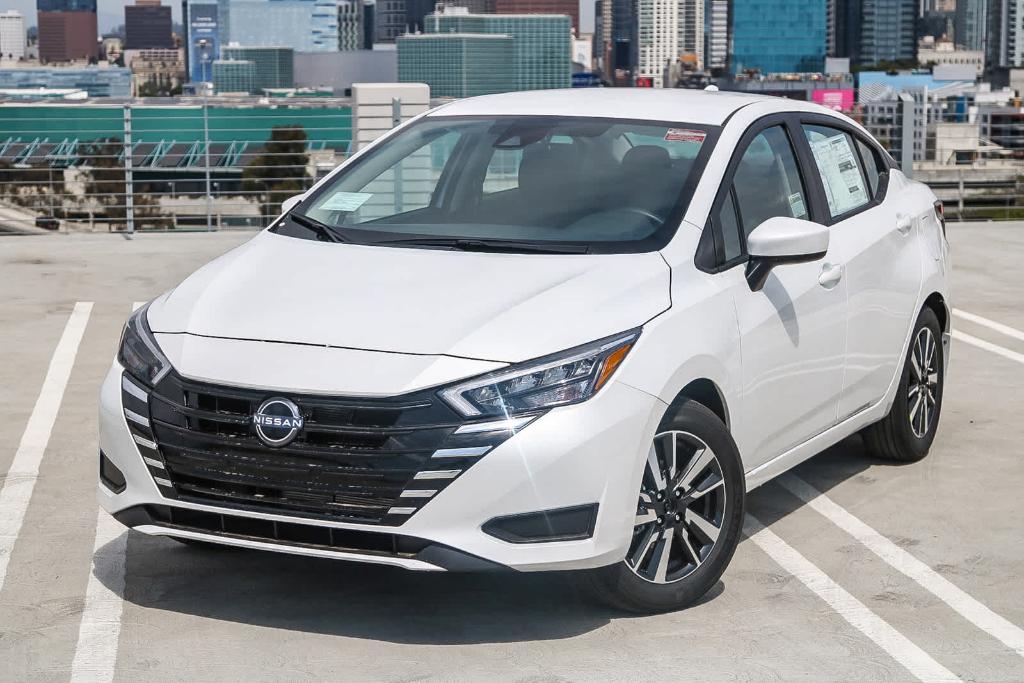 New 2025 Nissan Versa 1.6 SV