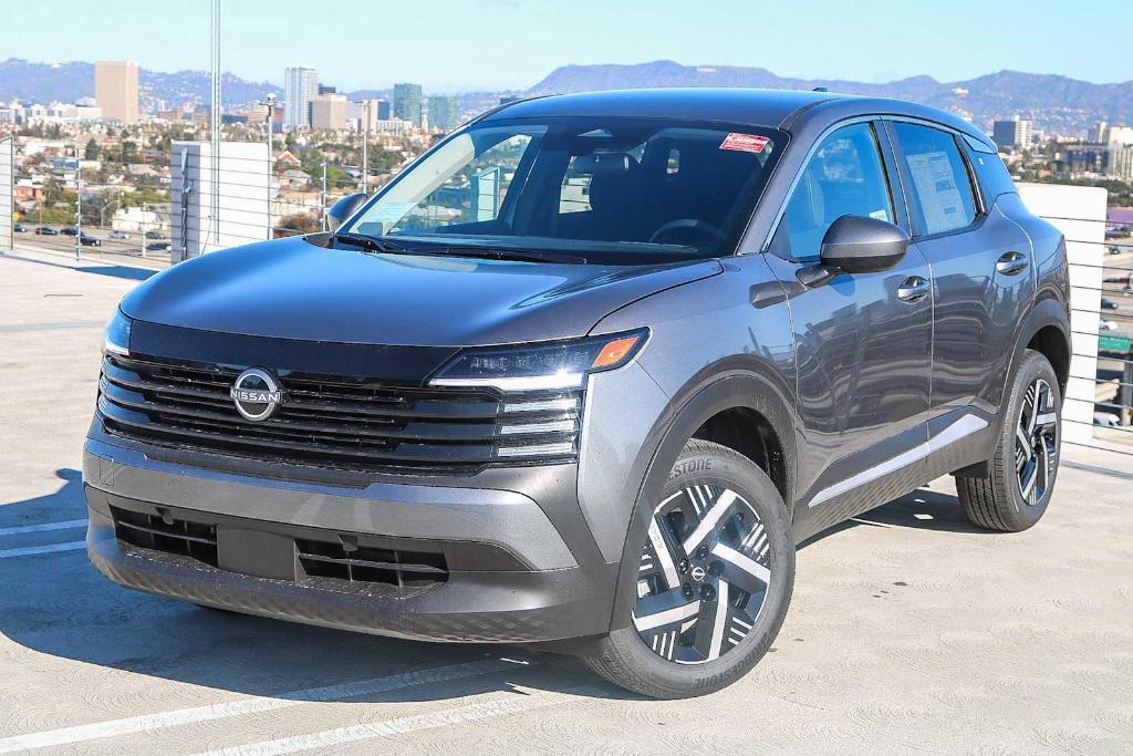 New 2025 Nissan Kicks SV