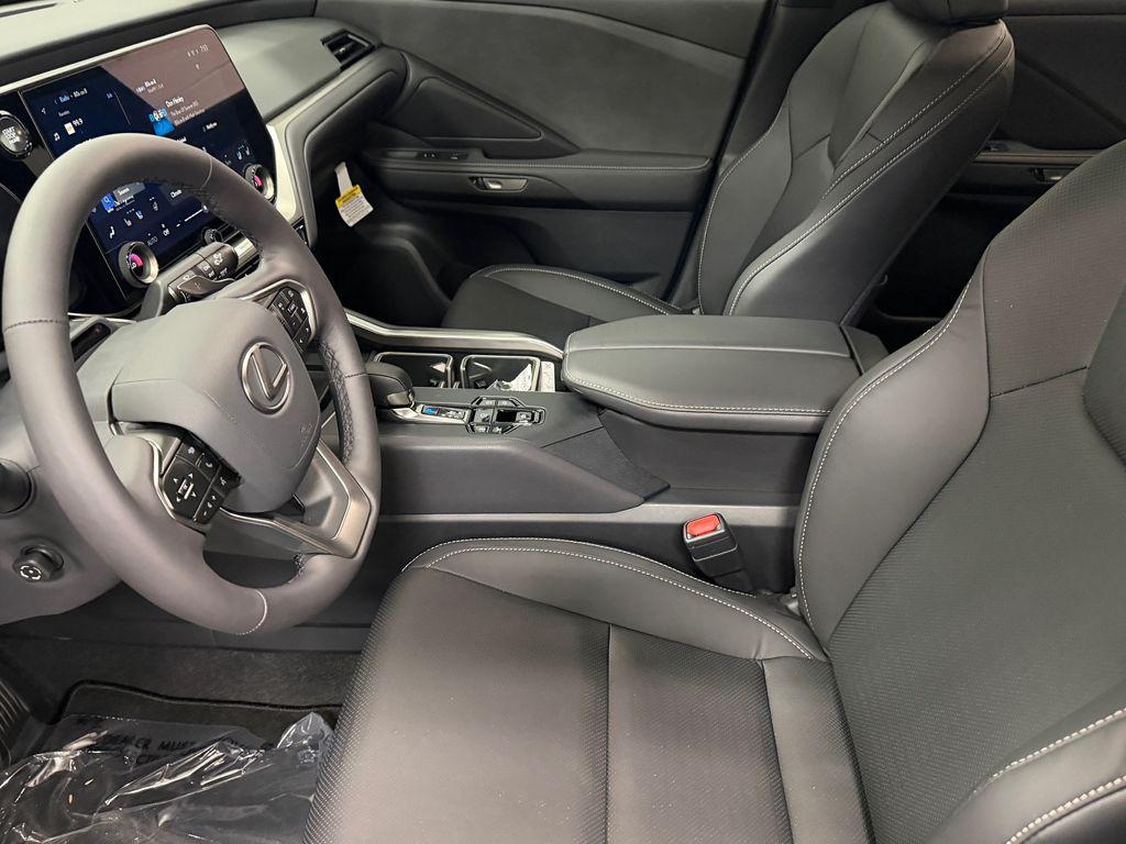 صورة مصغرة 15 لـ 2026 Lexus TX 350 PREMIUM