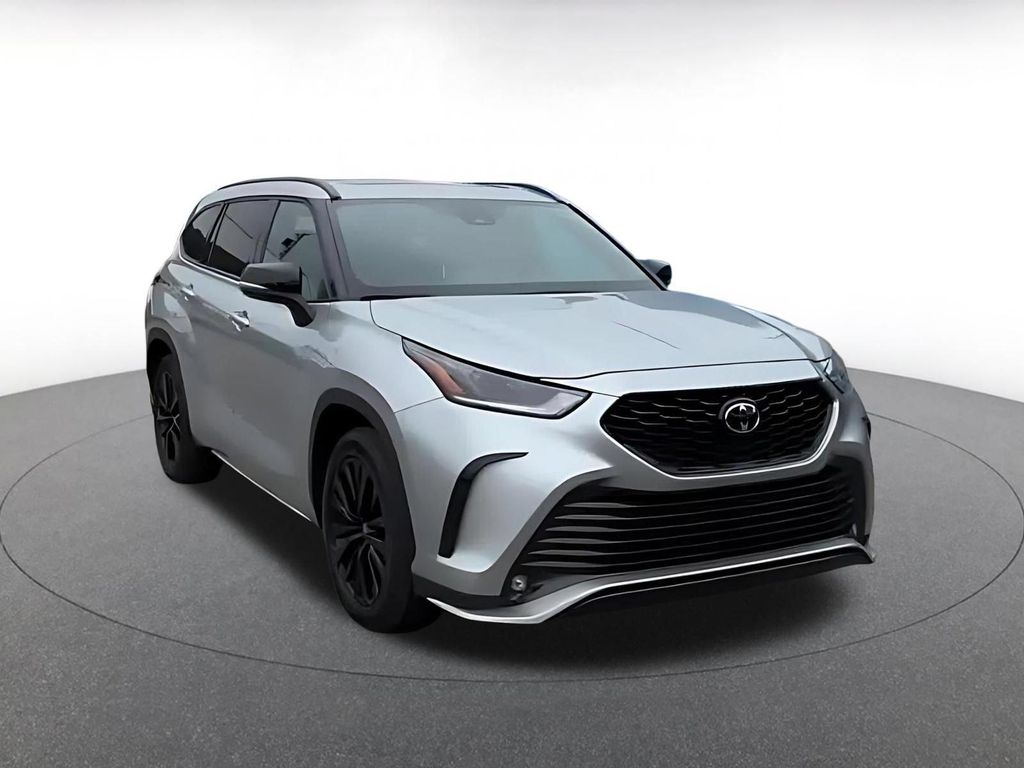 2025 Toyota HIGHLANDER XSE photo 3