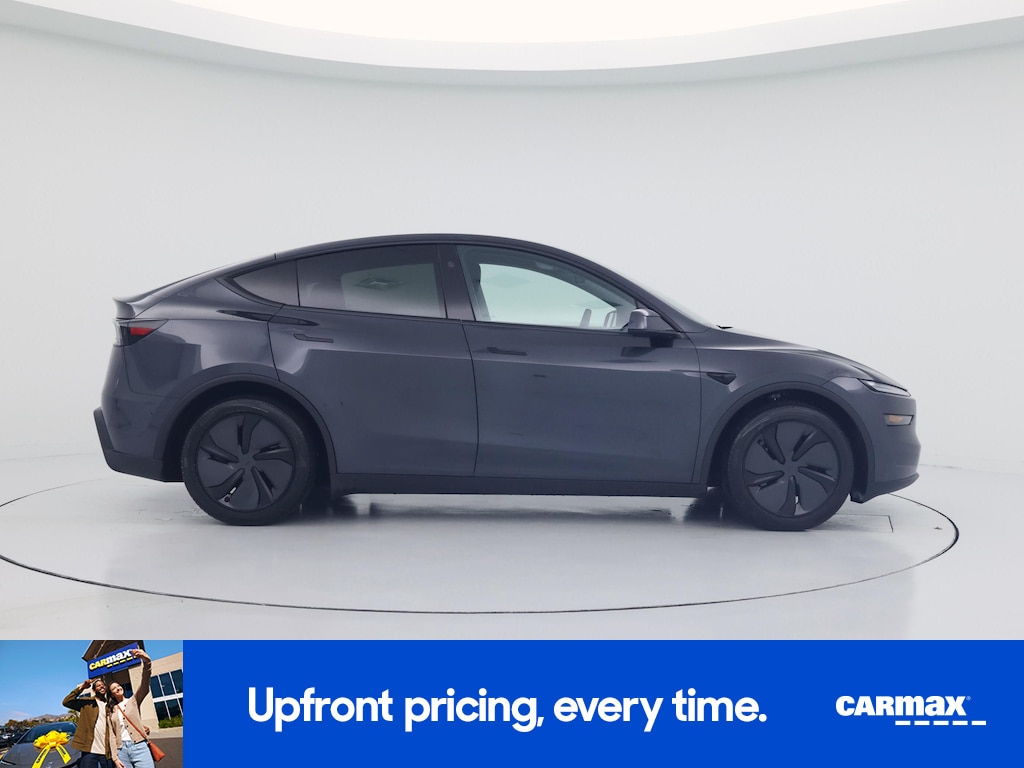 TESLA MODEL Y LONG RANGE - 9