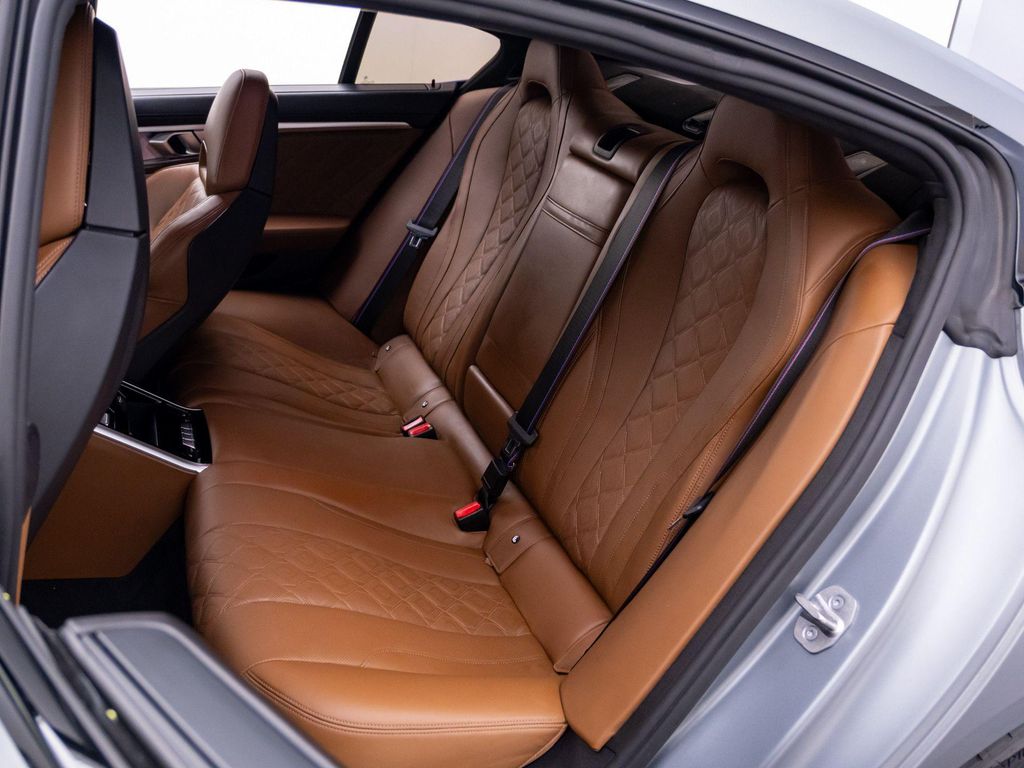 2023 BMW M8 GRAN COUPE COMPETITION — миниатюра 20