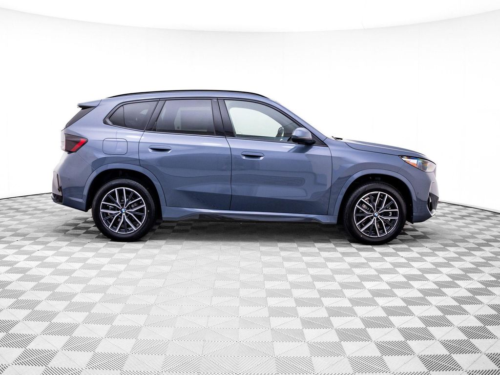 2026 BMW X1 XDRIVE28I photo 8