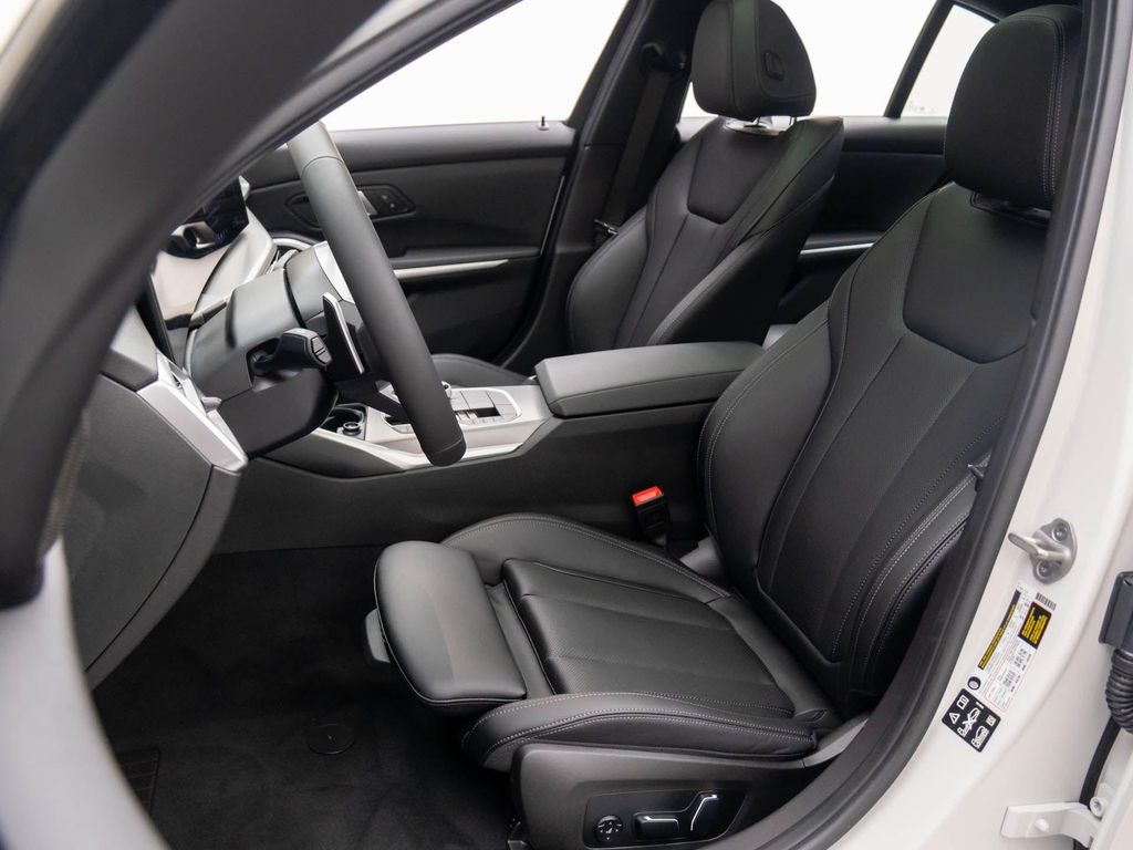 صورة مصغرة 16 لـ 2026 BMW 330 I XDRIVE
