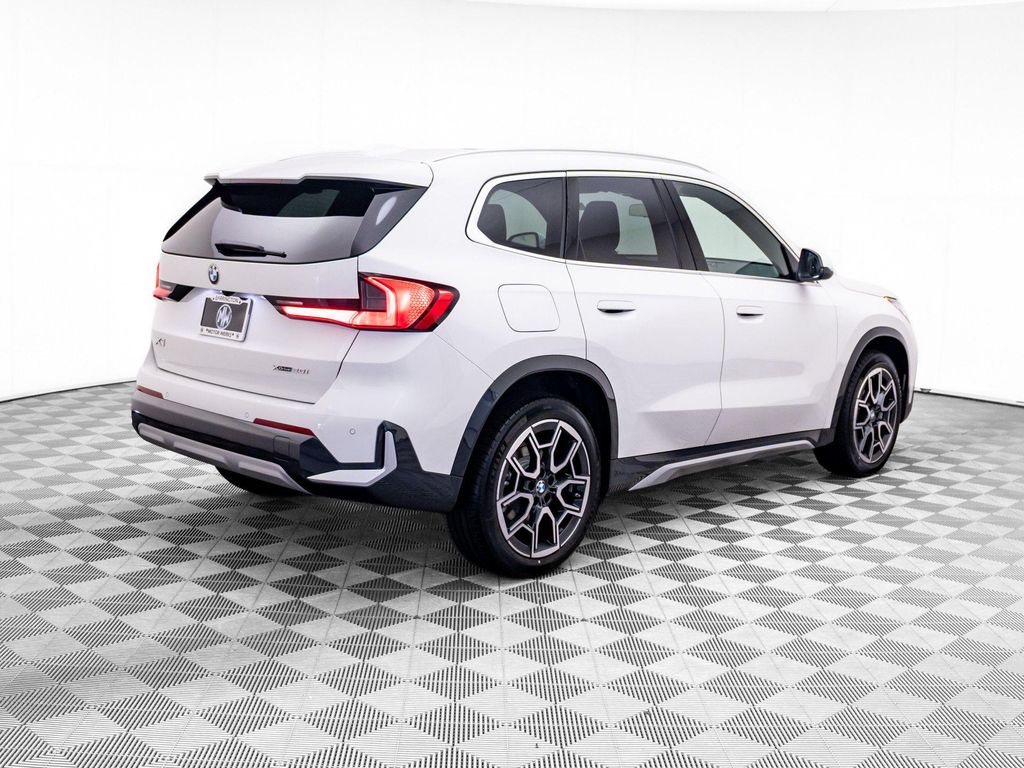 صورة 6 لـ 2026 BMW X1 XDRIVE28I