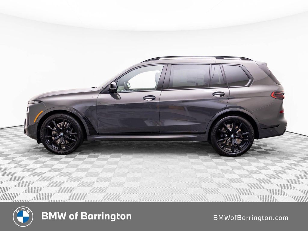 صورة 2 لـ 2027 BMW X7 M60I