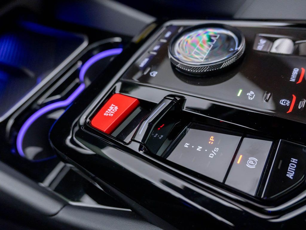 2027 BMW M5 BASE — миниатюра 28