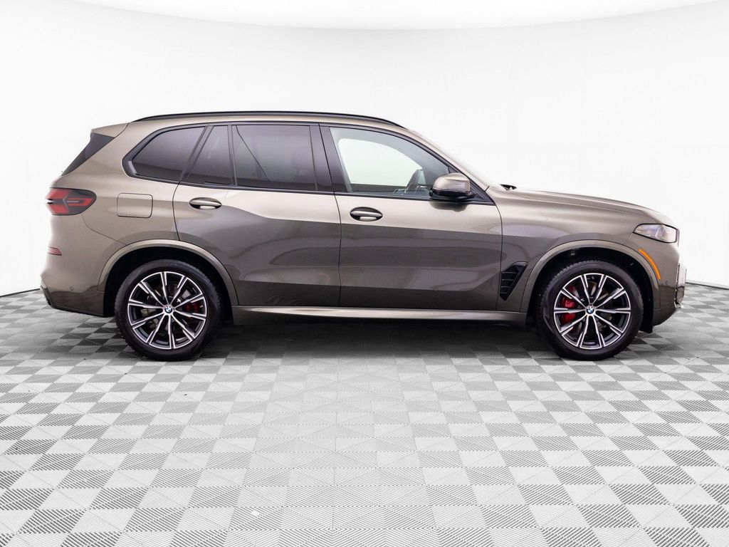 صورة 6 لـ 2026 BMW X5 XDRIVE40I