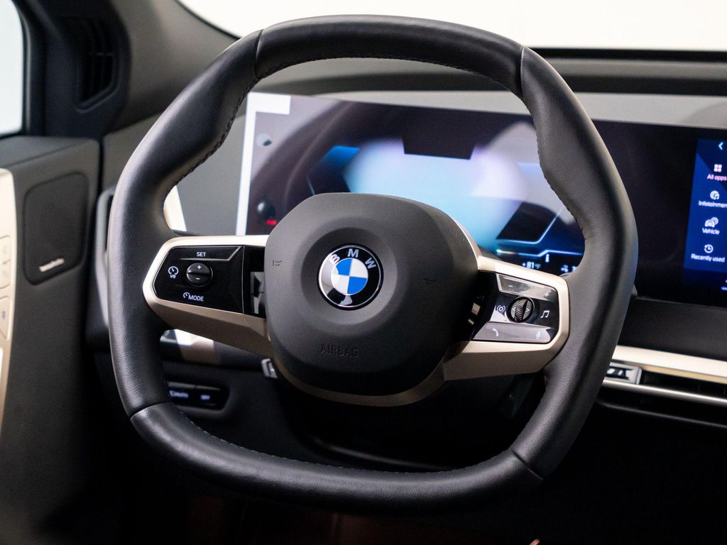 2026 BMW IX XDRIVE45 缩略图 11