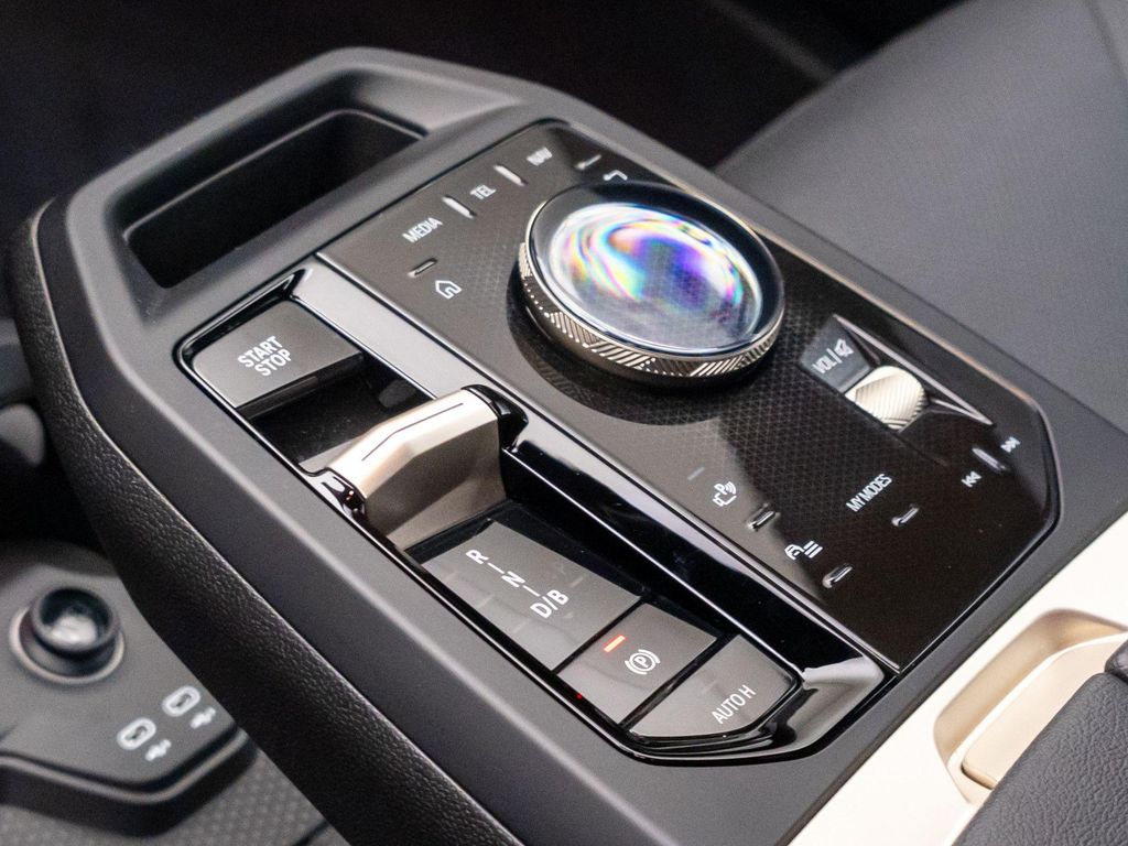 2026 BMW IX XDRIVE45 缩略图 13
