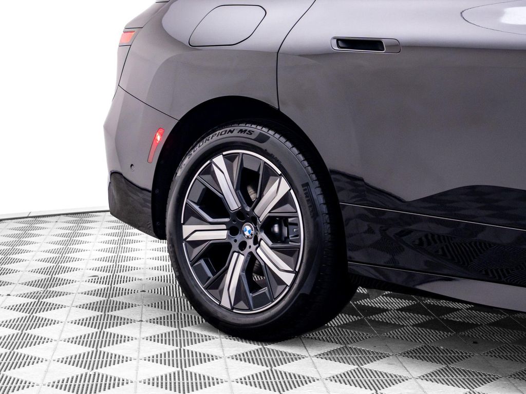 2026 BMW IX XDRIVE45 缩略图 31