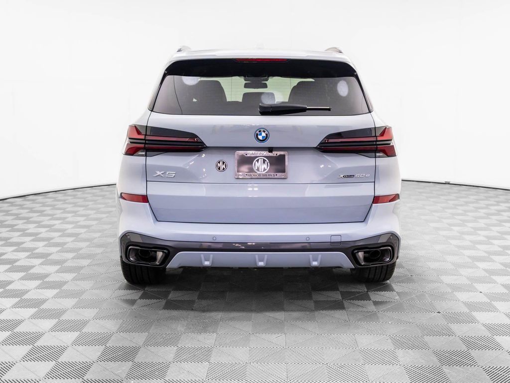 2026 BMW X5 PHEV XDRIVE50E — фото 5