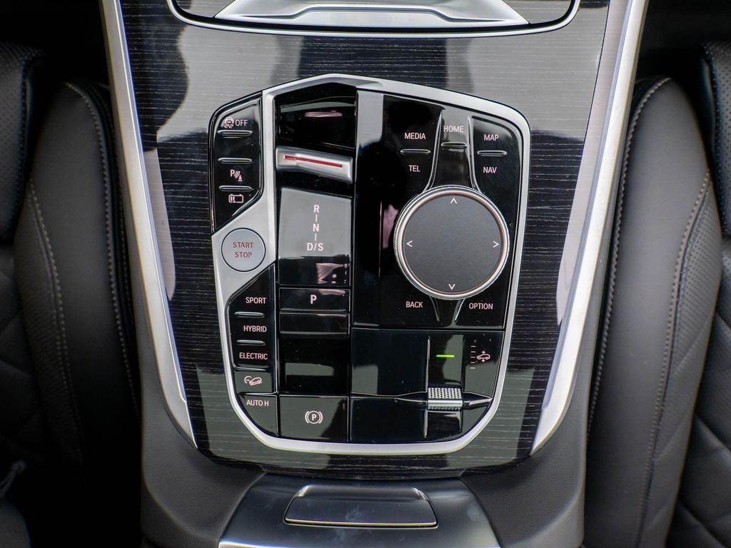 صورة مصغرة 20 لـ 2026 BMW X5 PHEV XDRIVE50E