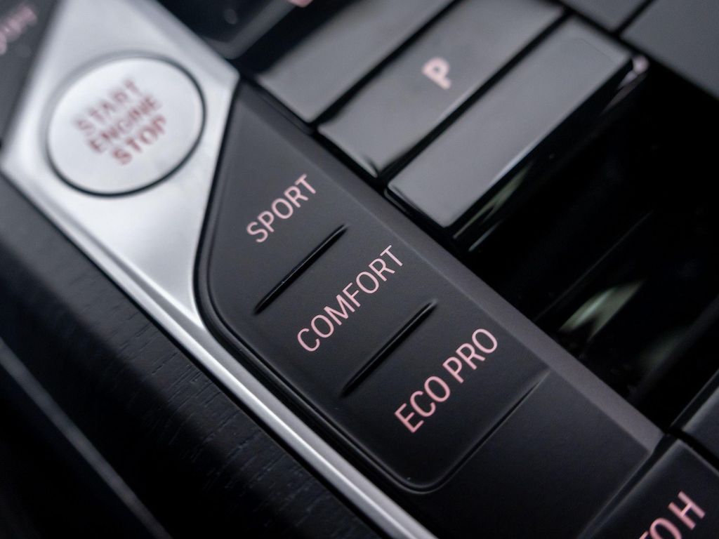 صورة مصغرة 28 لـ 2026 BMW 330 XDRIVE