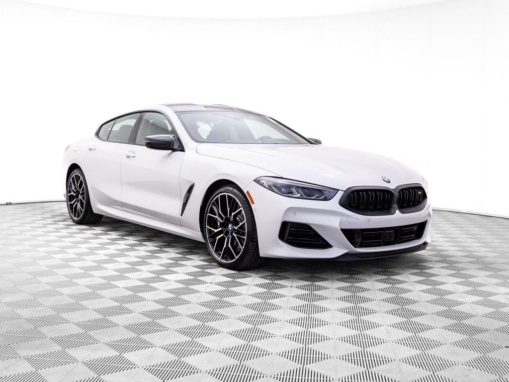 صورة 9 لـ 2026 BMW M850 GRAN COUPE XDRIVE