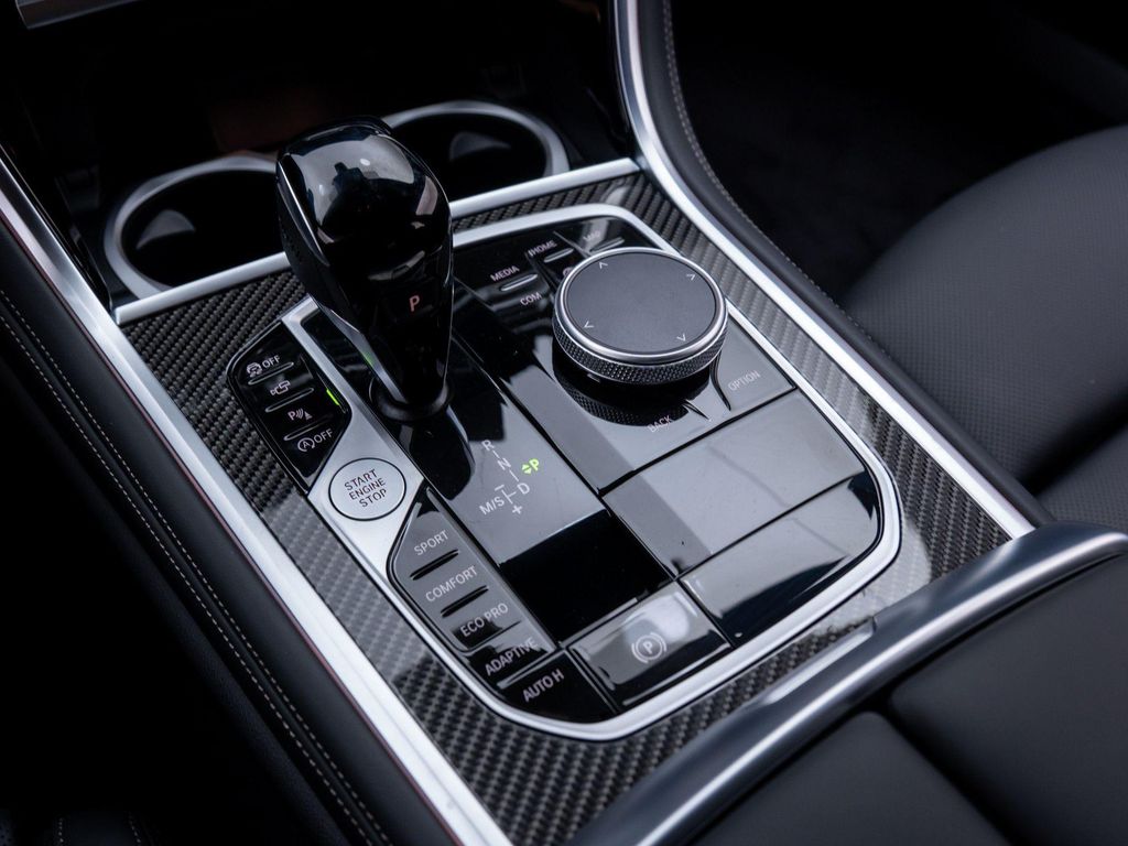 صورة مصغرة 31 لـ 2026 BMW M850 GRAN COUPE XDRIVE