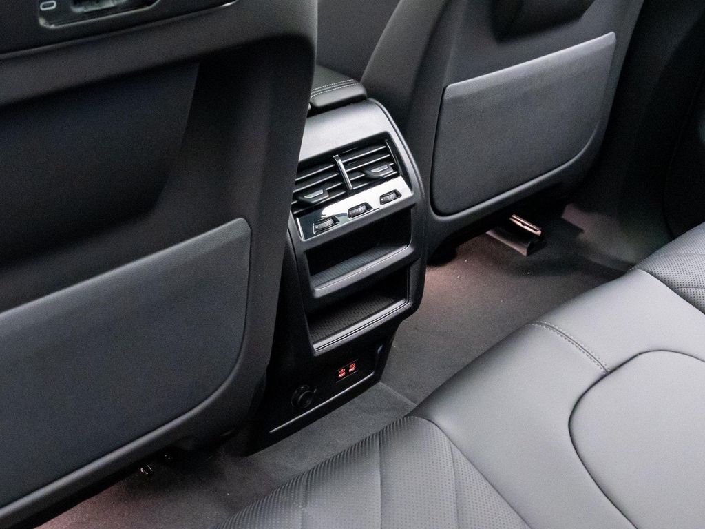 صورة مصغرة 17 لـ 2026 BMW X5 PHEV XDRIVE50E